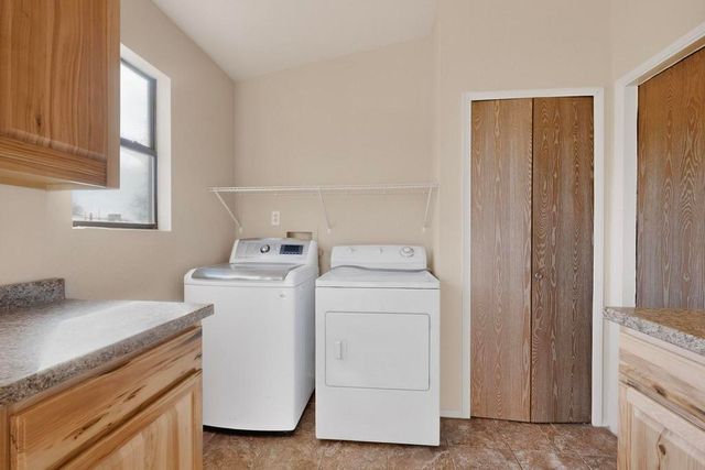 480 Chippewa Drive SW, Rio Rancho, NM 87124