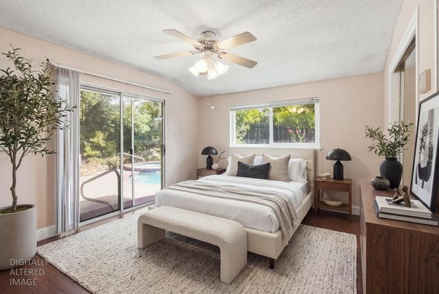 5000 Crestview Dr, Carmichael, CA 95608