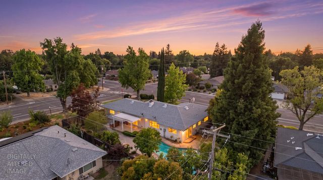 5000 Crestview Dr, Carmichael, CA 95608