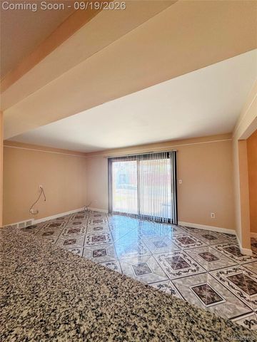 36125 Beverly Drive, Sterling Heights, MI 48310
