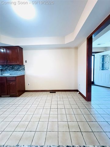 36125 Beverly Drive, Sterling Heights, MI 48310
