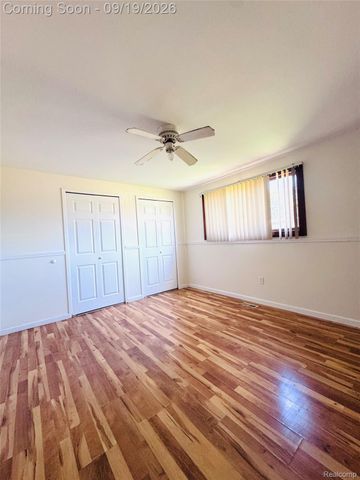 36125 Beverly Drive, Sterling Heights, MI 48310