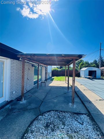36125 Beverly Drive, Sterling Heights, MI 48310