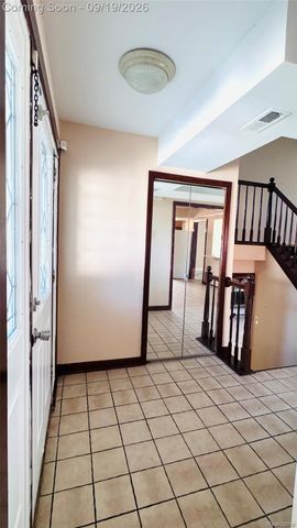 36125 Beverly Drive, Sterling Heights, MI 48310