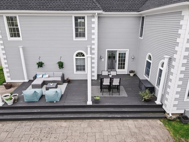 2 North Road, East Kingston, NH 03827