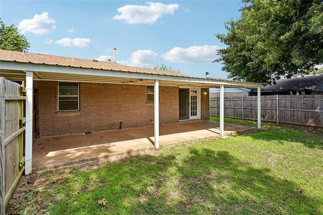8404 S Brookline Avenue, Oklahoma City, OK 73159