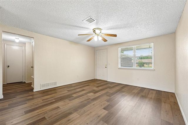 8404 S Brookline Avenue, Oklahoma City, OK 73159