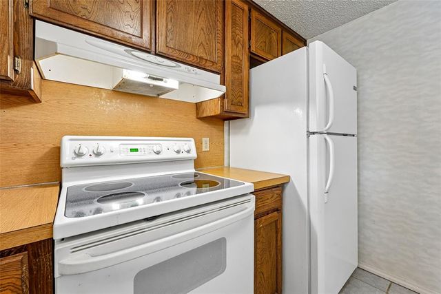 8404 S Brookline Avenue, Oklahoma City, OK 73159