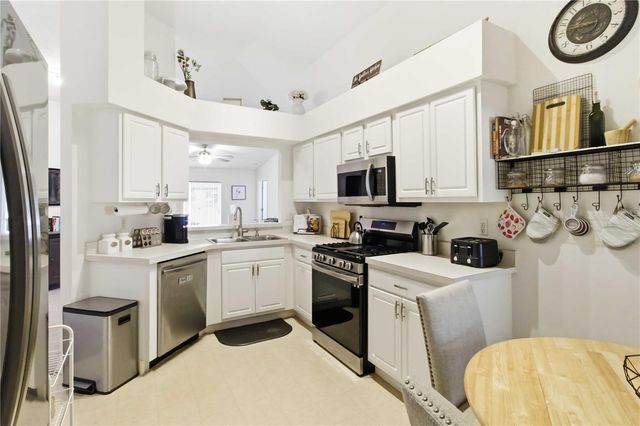 3223 SUMMER CRUISE DRIVE, Valrico, FL 33594