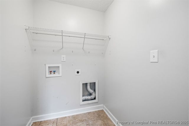 161 Bayleaf Drive, Raeford, NC 28376