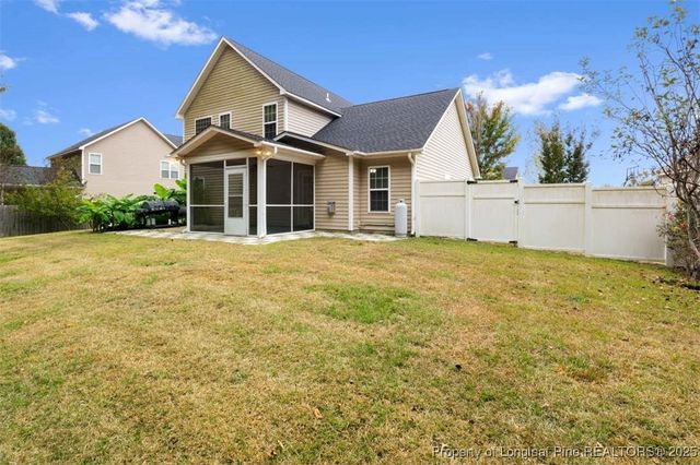 161 Bayleaf Drive, Raeford, NC 28376