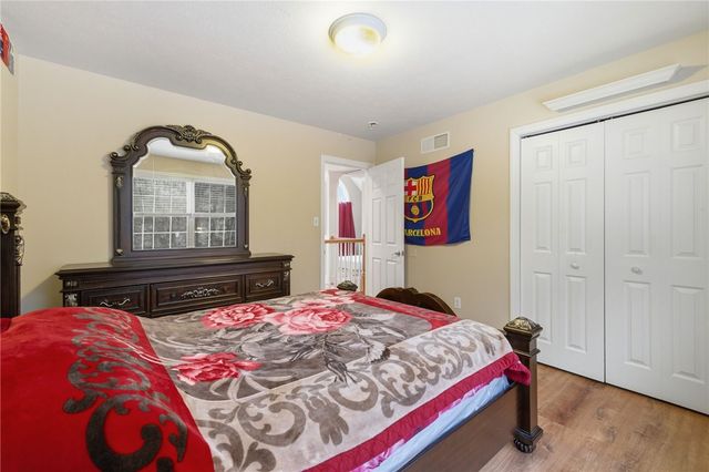 5016 Grove Ct, Jefferson Hills, PA 15025