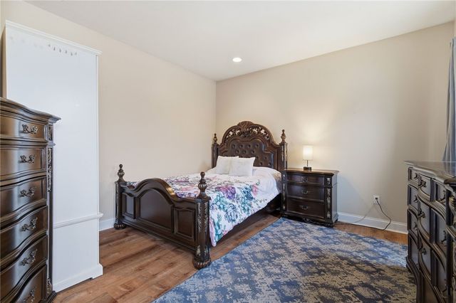 5016 Grove Ct, Jefferson Hills, PA 15025