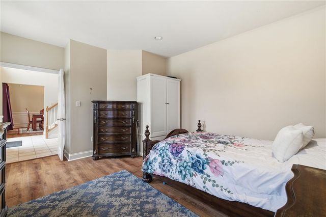 5016 Grove Ct, Jefferson Hills, PA 15025