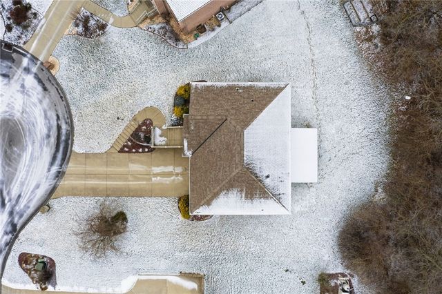 5016 Grove Ct, Jefferson Hills, PA 15025