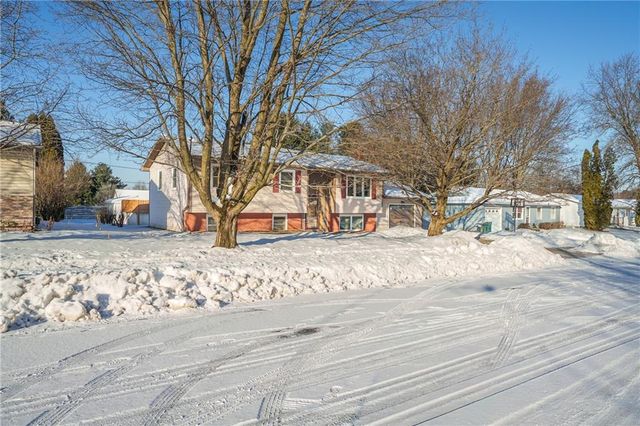 711 S Wisconsin Street, Fall Creek, WI 54742