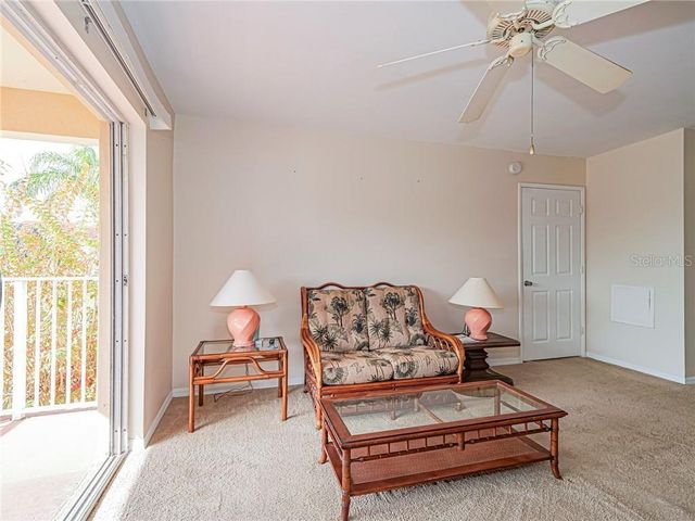 1640 N 42ND CIRCLE 206, Vero Beach, FL 32967