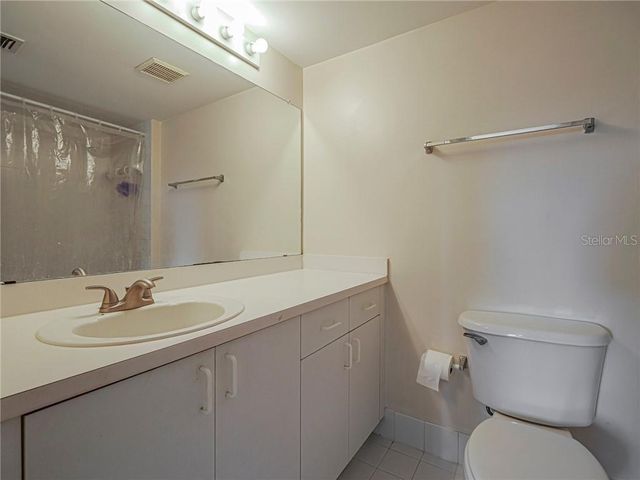 1640 N 42ND CIRCLE 206, Vero Beach, FL 32967