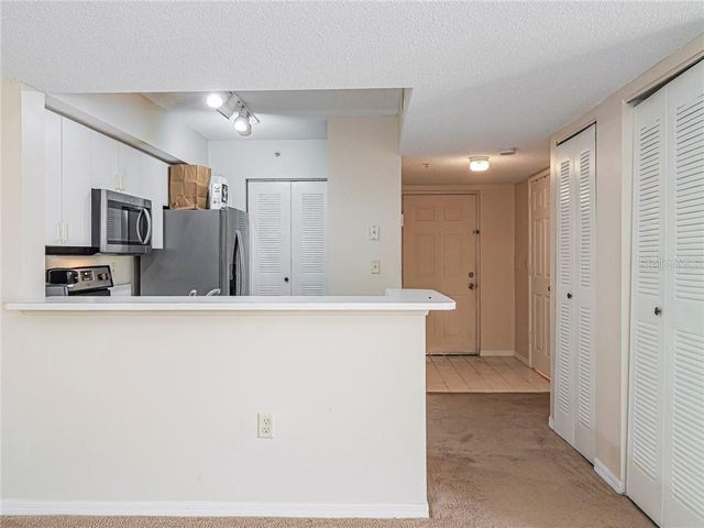 1640 N 42ND CIRCLE 206, Vero Beach, FL 32967