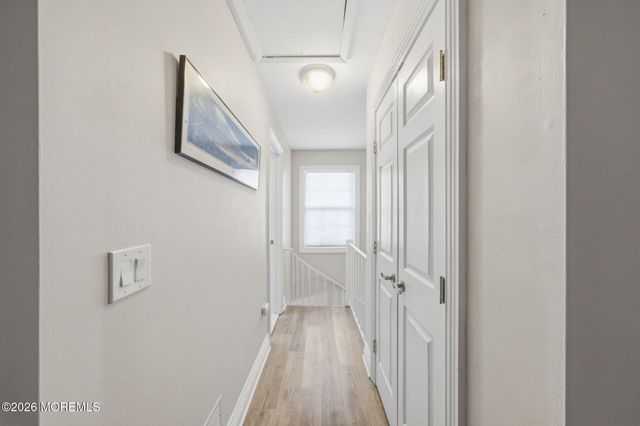 53 Queens Way, Englishtown, NJ 07726