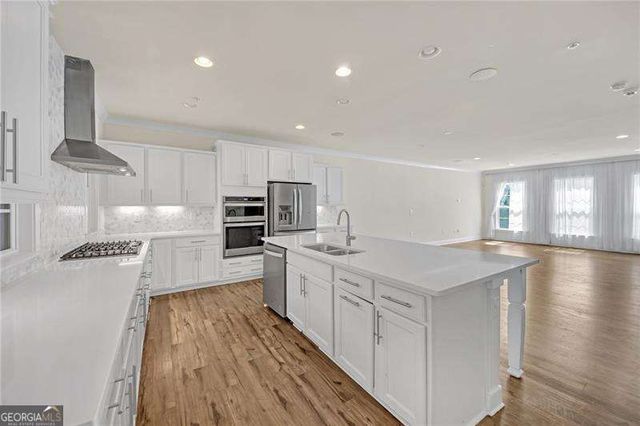 860 Stonehill Lane, Atlanta, GA 30324