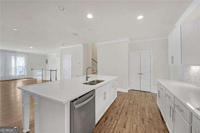 860 Stonehill Lane, Atlanta, GA 30324