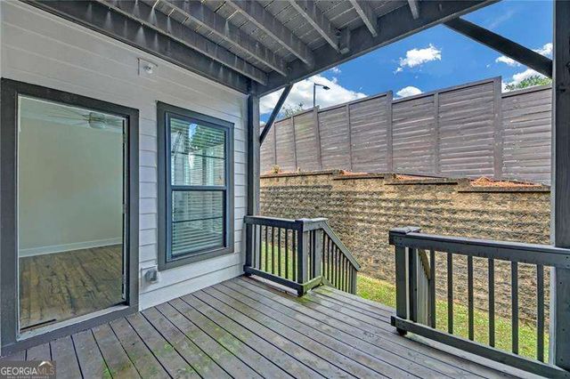 860 Stonehill Lane, Atlanta, GA 30324