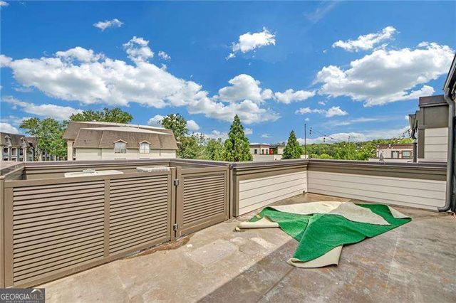860 Stonehill Lane, Atlanta, GA 30324