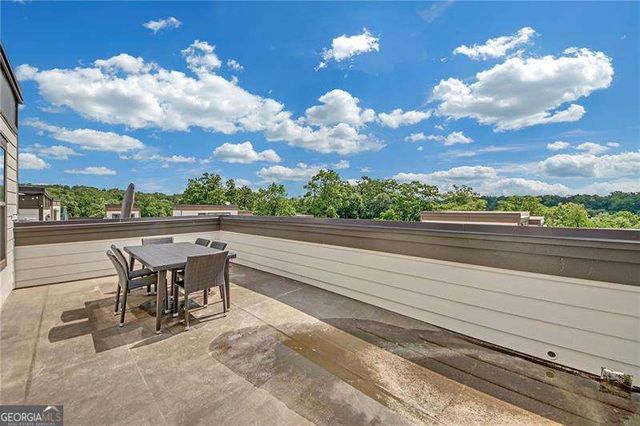 860 Stonehill Lane, Atlanta, GA 30324