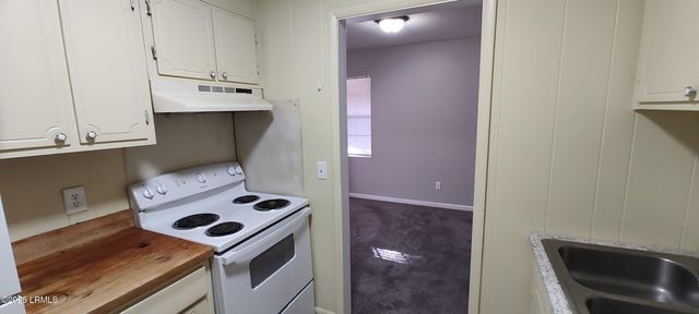 2205 Southside Blvd Apt 5B, Port Royal, SC 29935