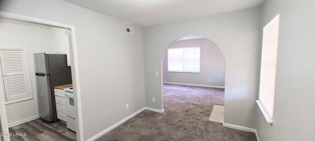 2205 Southside Blvd Apt 5B, Port Royal, SC 29935