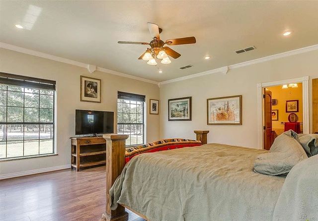 499 Ford Road, Bowie, TX 76230