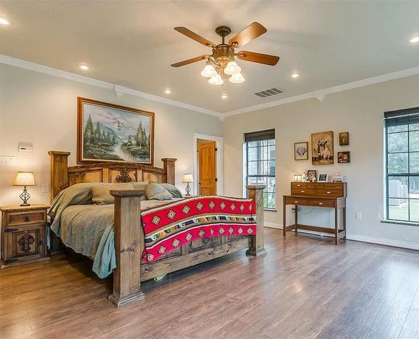 499 Ford Road, Bowie, TX 76230