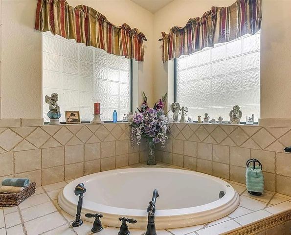 499 Ford Road, Bowie, TX 76230