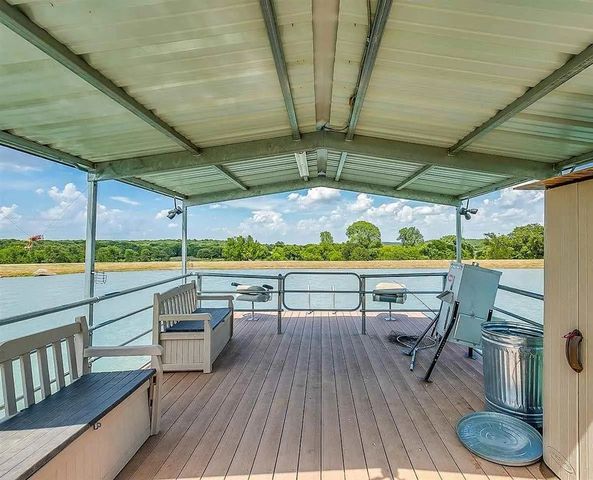 499 Ford Road, Bowie, TX 76230