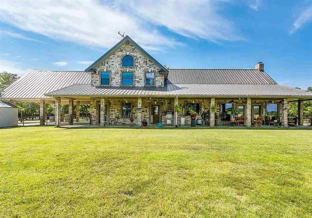 499 Ford Road, Bowie, TX 76230