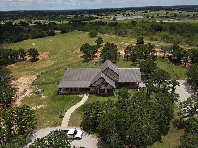 499 Ford Road, Bowie, TX 76230