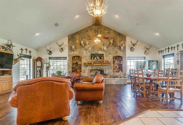 499 Ford Road, Bowie, TX 76230