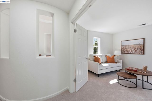 19475 Buren Pl, Castro Valley, CA 94552