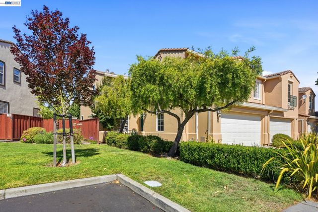 19475 Buren Pl, Castro Valley, CA 94552