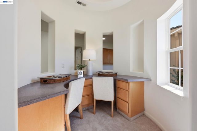 19475 Buren Pl, Castro Valley, CA 94552