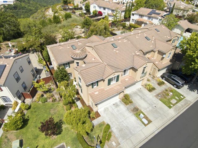 19475 Buren Pl, Castro Valley, CA 94552