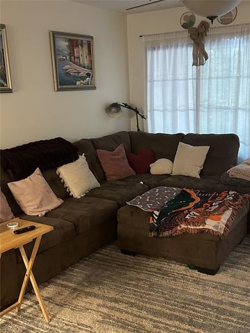 913 SW 57TH DRIVE, Gainesville, FL 32607