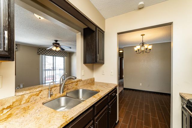 101 Conner Circle SW, Rochester, MN 55902