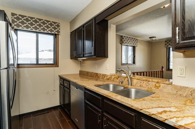 101 Conner Circle SW, Rochester, MN 55902