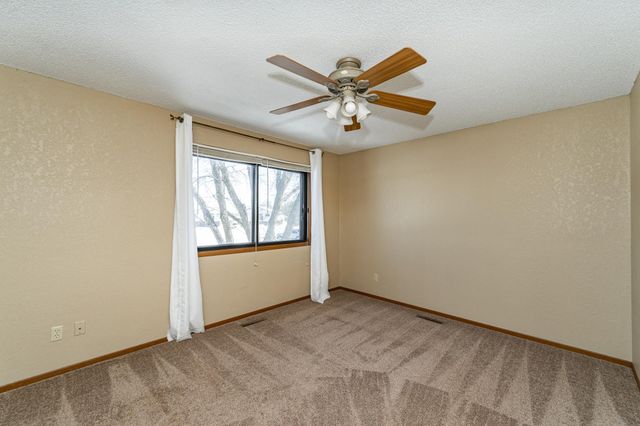 101 Conner Circle SW, Rochester, MN 55902