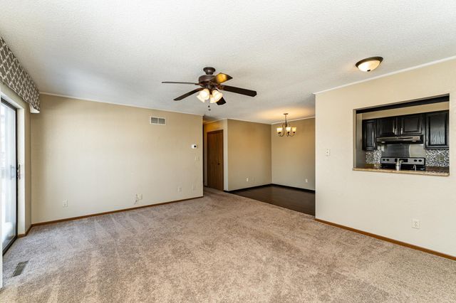 101 Conner Circle SW, Rochester, MN 55902