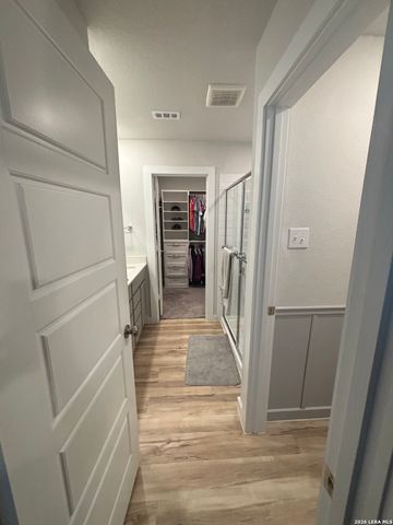 5935 W Hausman Rd Unit 31, San Antonio, TX 78249