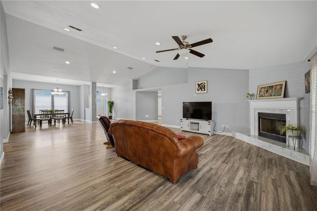 6875 SE 11TH PLACE, Ocala, FL 34472