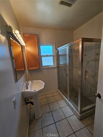 4043 W Avenue 40, Los Angeles, CA 90065